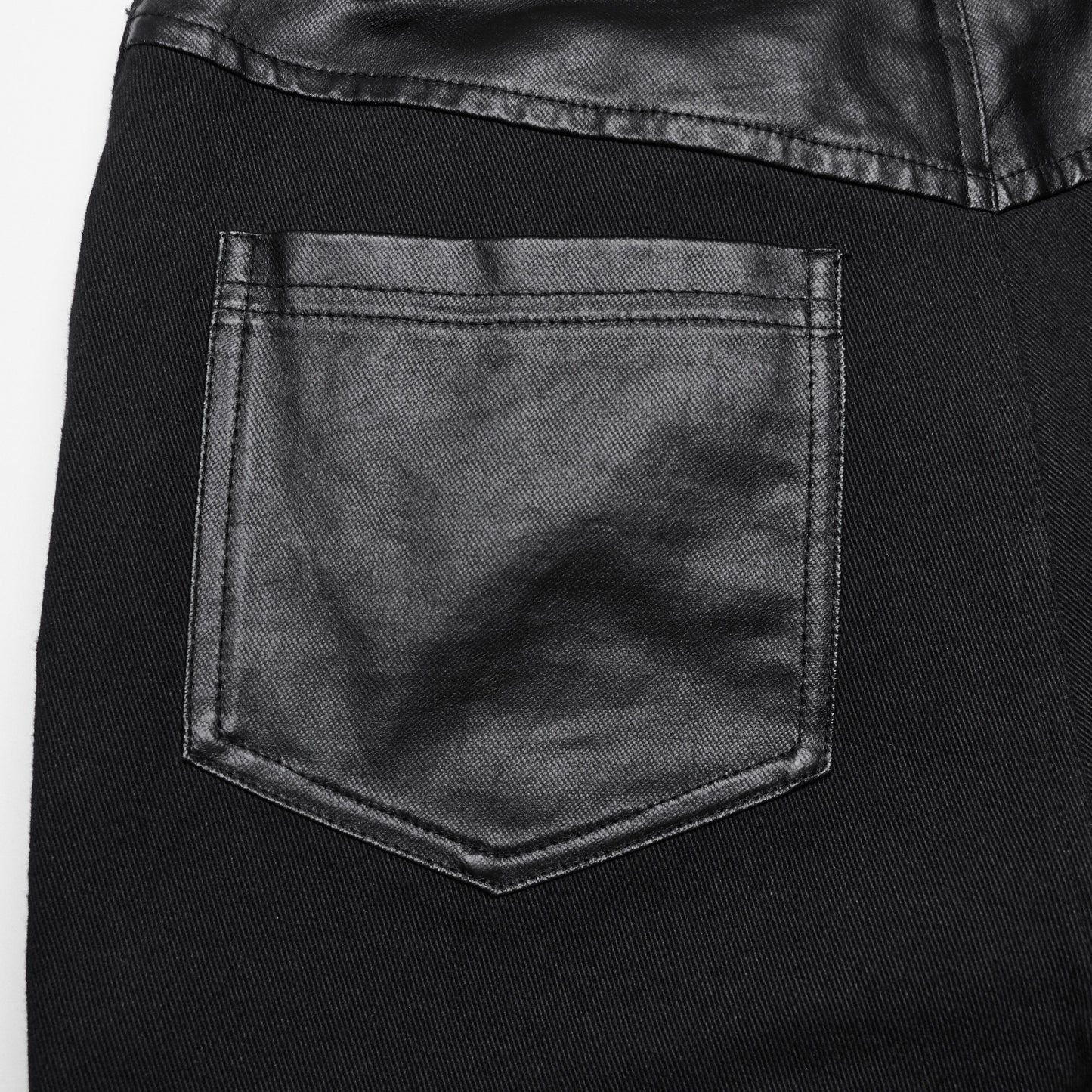 Token Broek