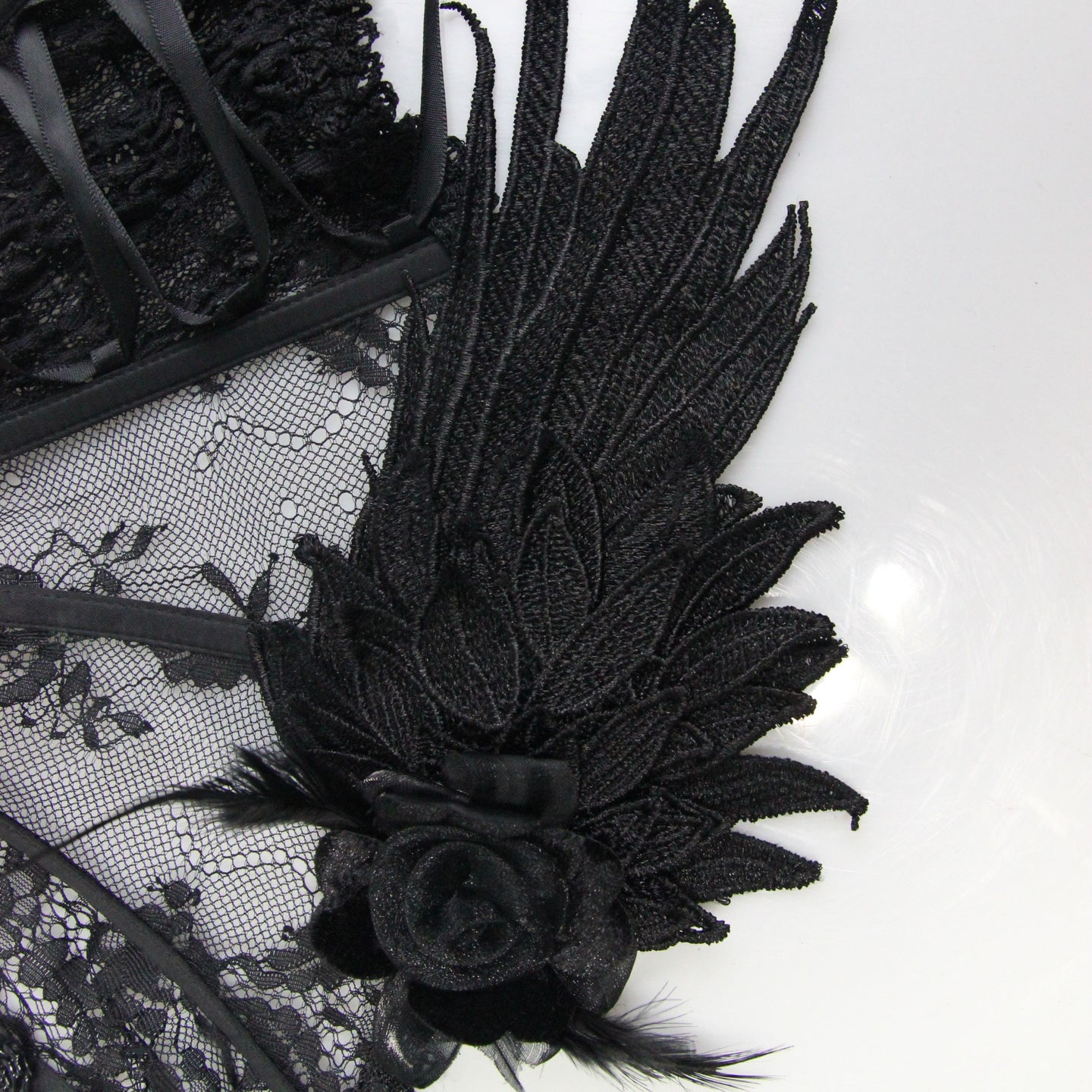 Wings Neck Corset