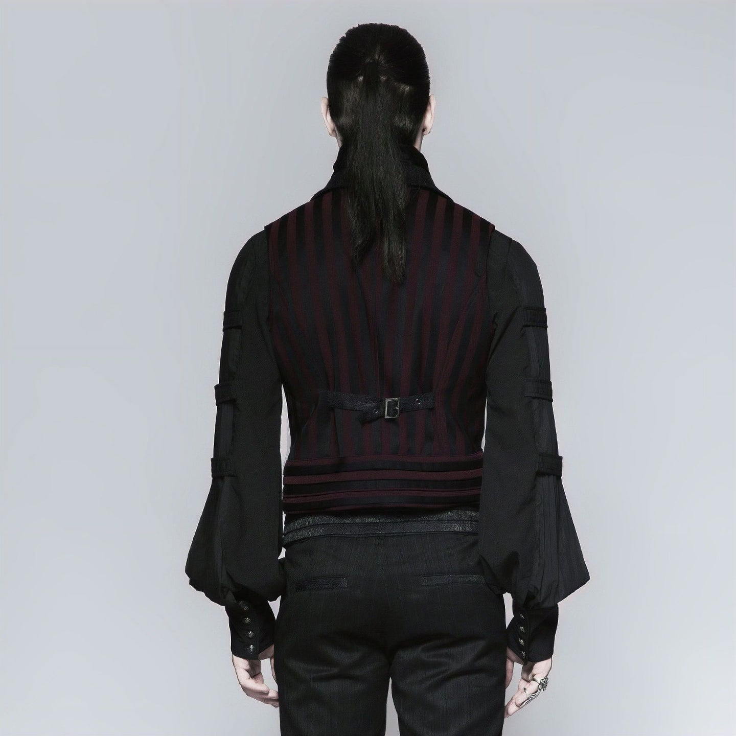 Chaser Vest Black/Burgundy