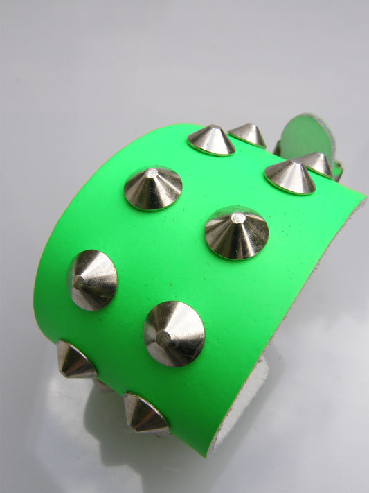 Polsband 2 Row Conical Studs