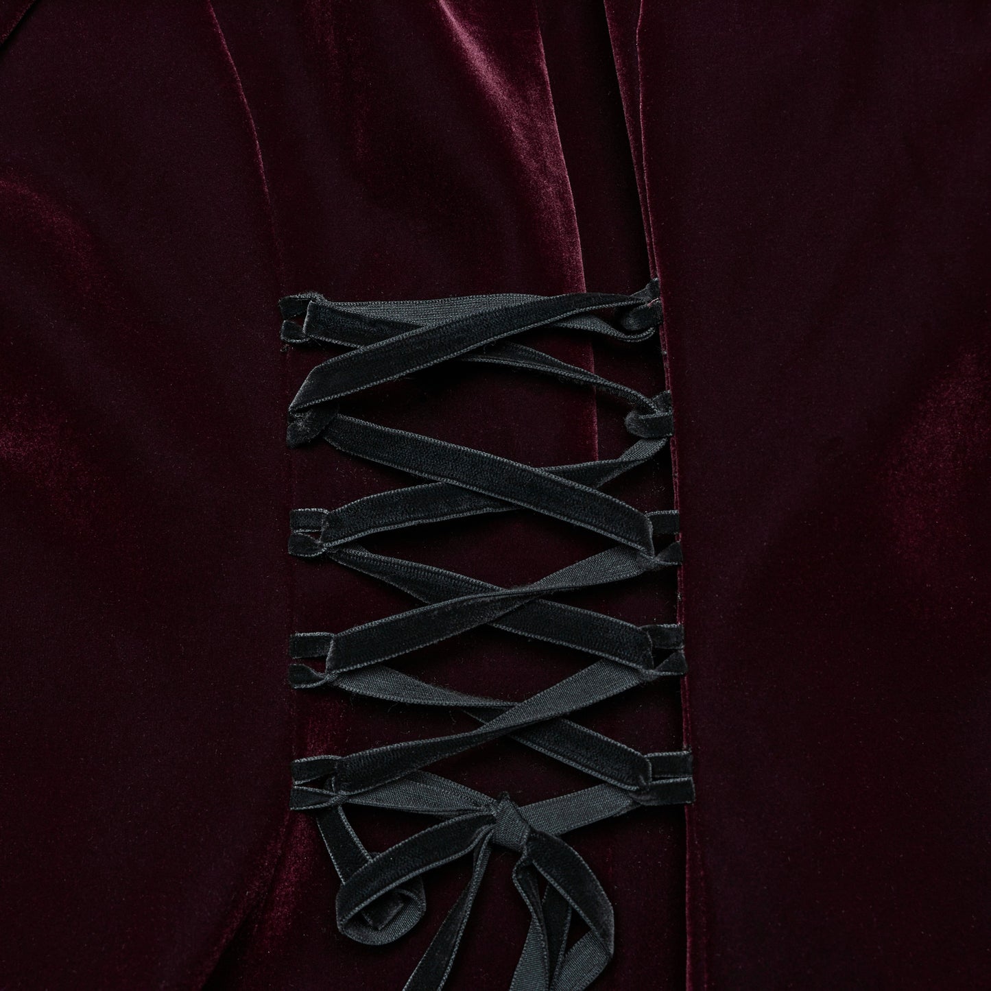Broken Spells Jas Rood
