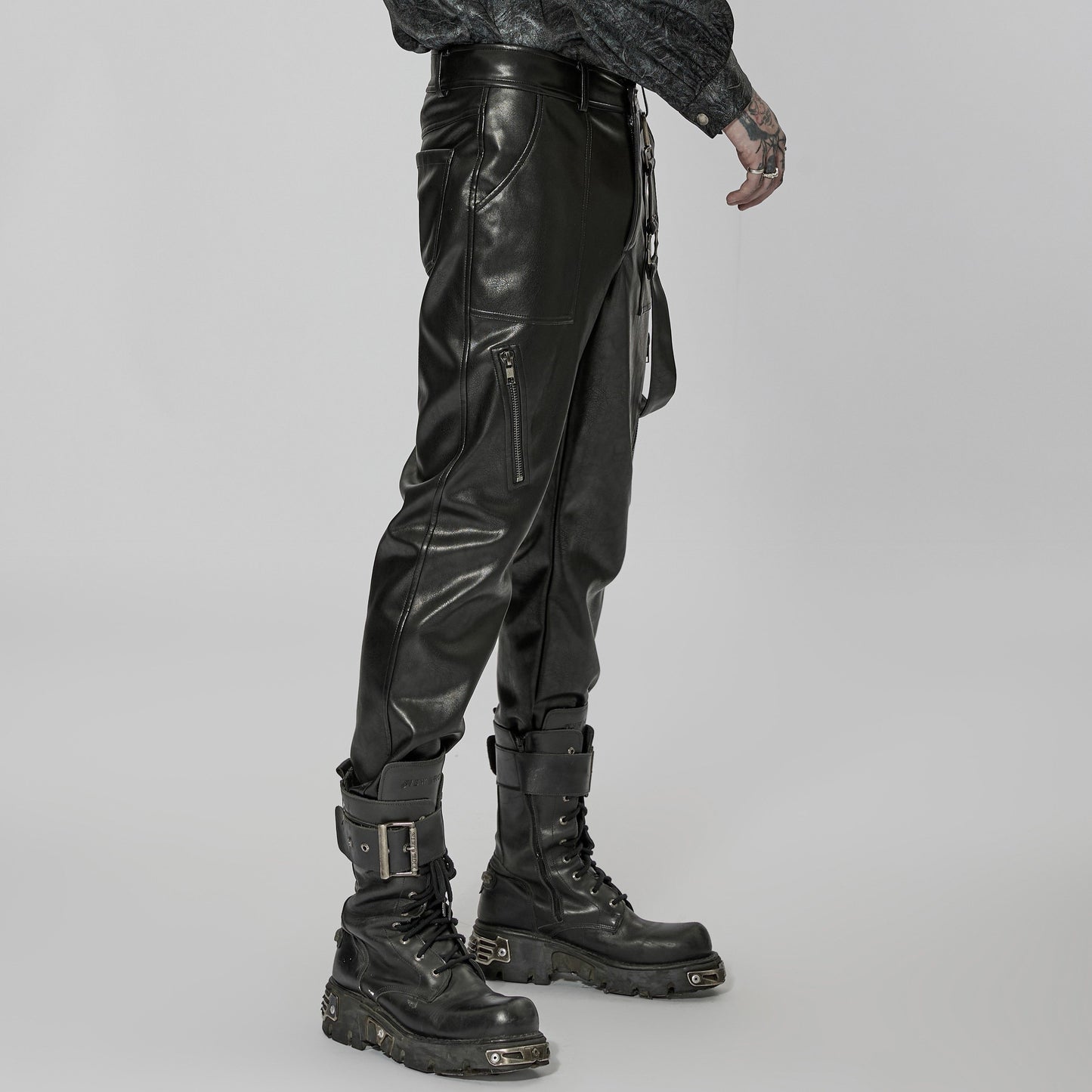 Treason Broek