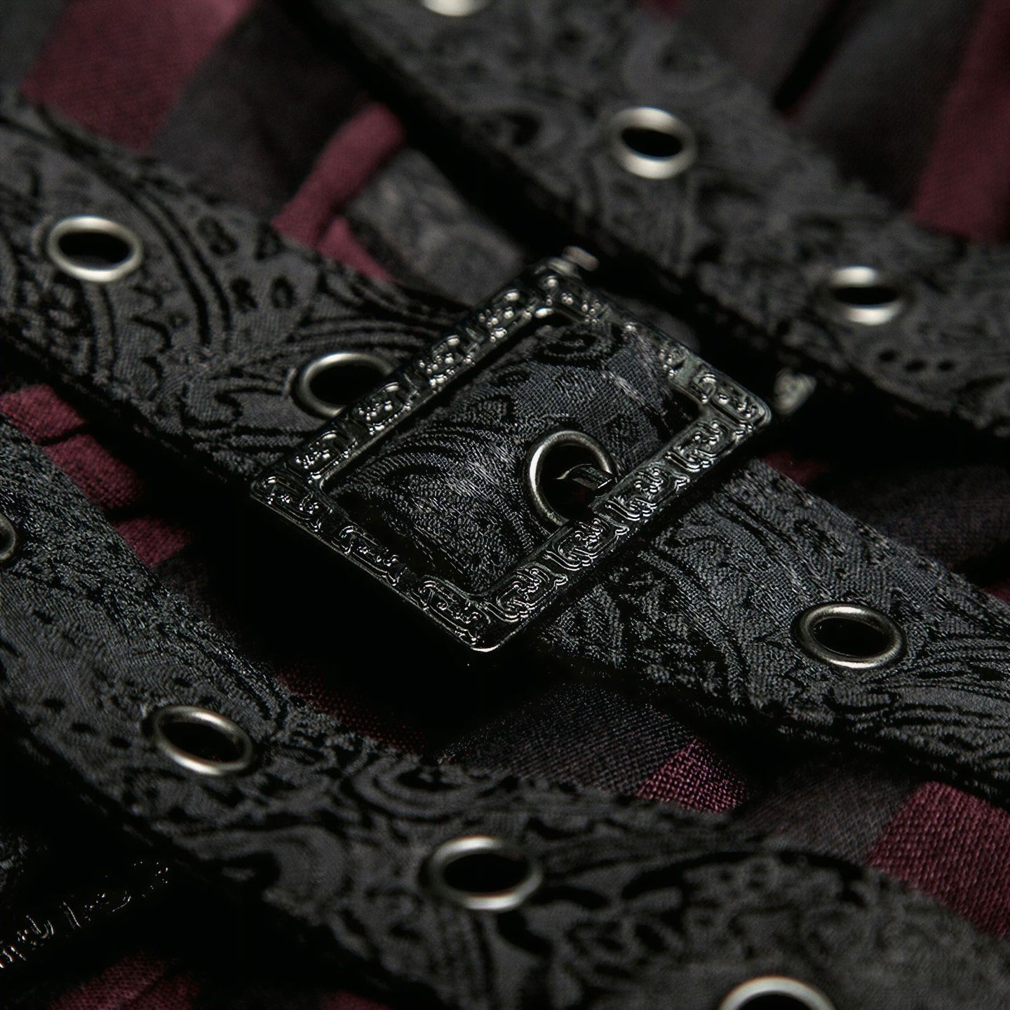 Chaser Coat Black/Burgundy