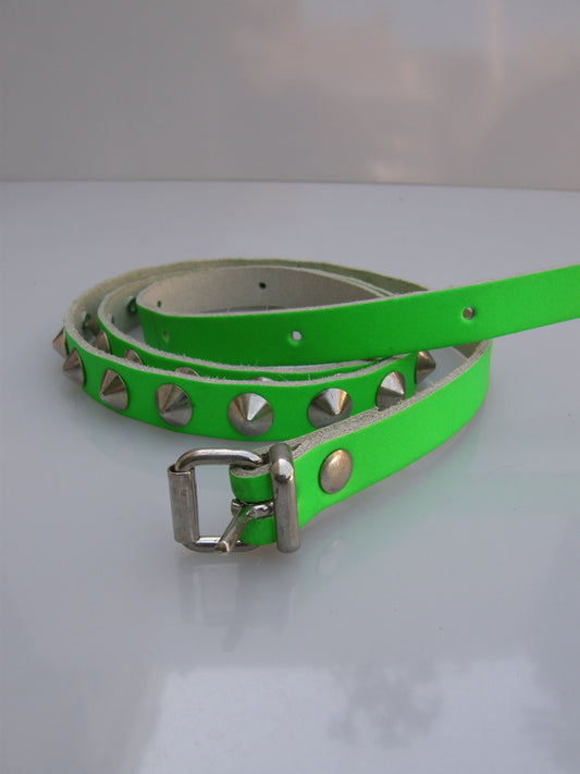 Riem 1 Row Conical Studs Fluor Groen
