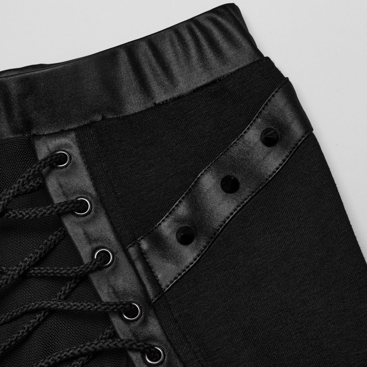 Guilt Rok Zwart