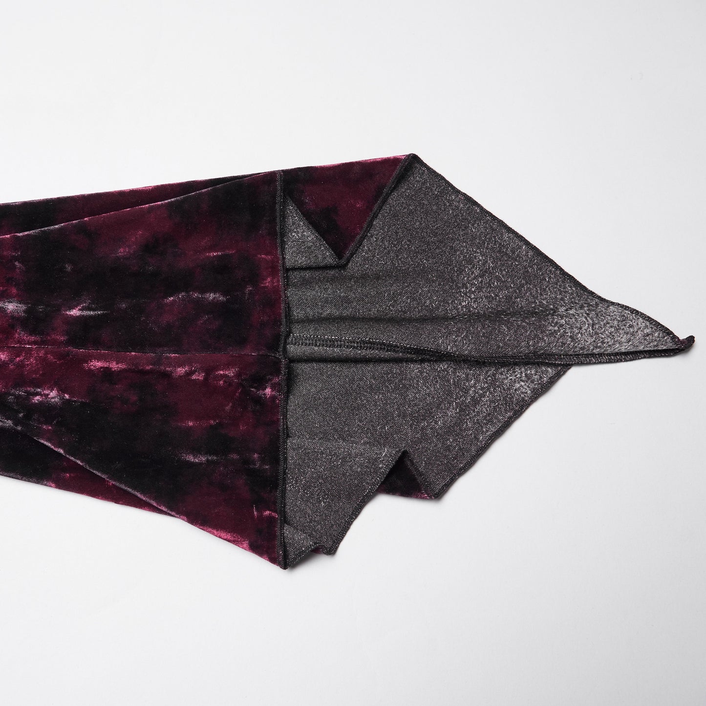 Broken Promise Top Rood - Zwart