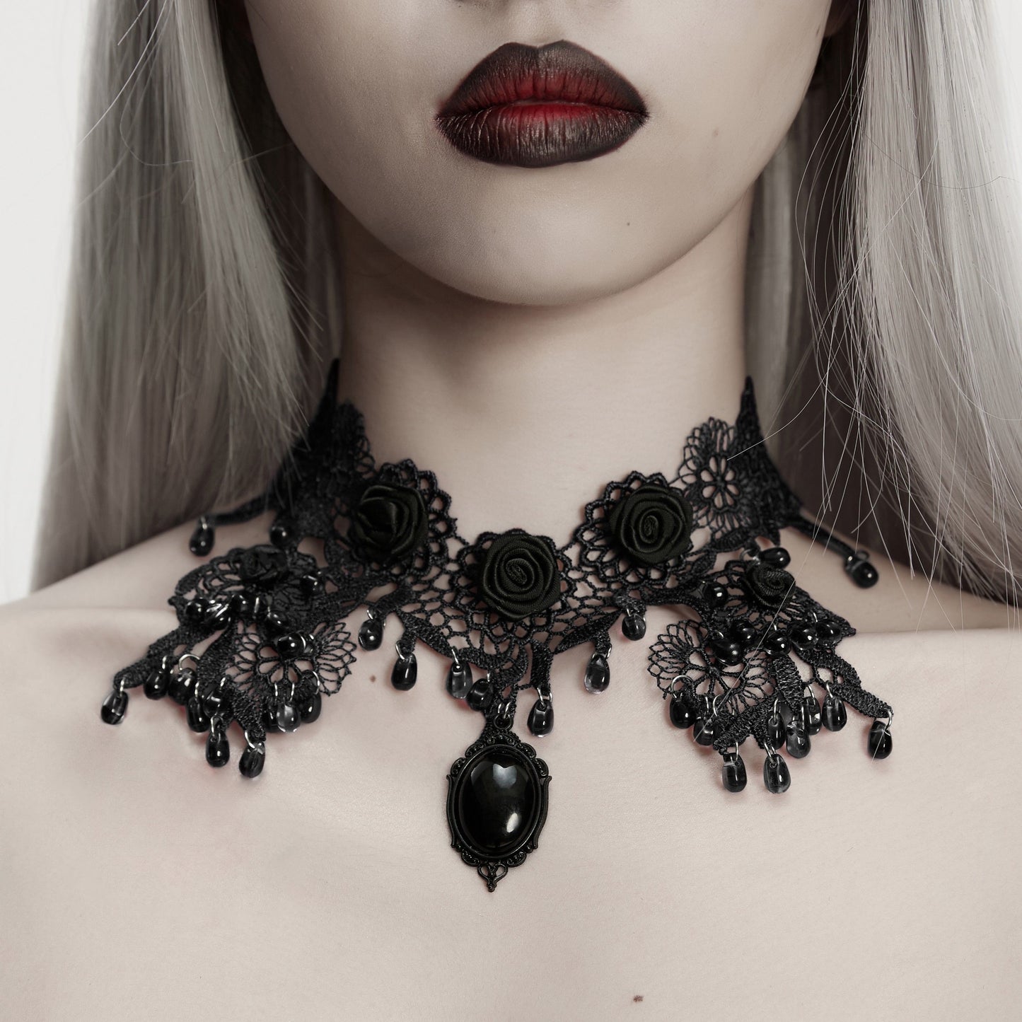 Cherish Collier Zwart