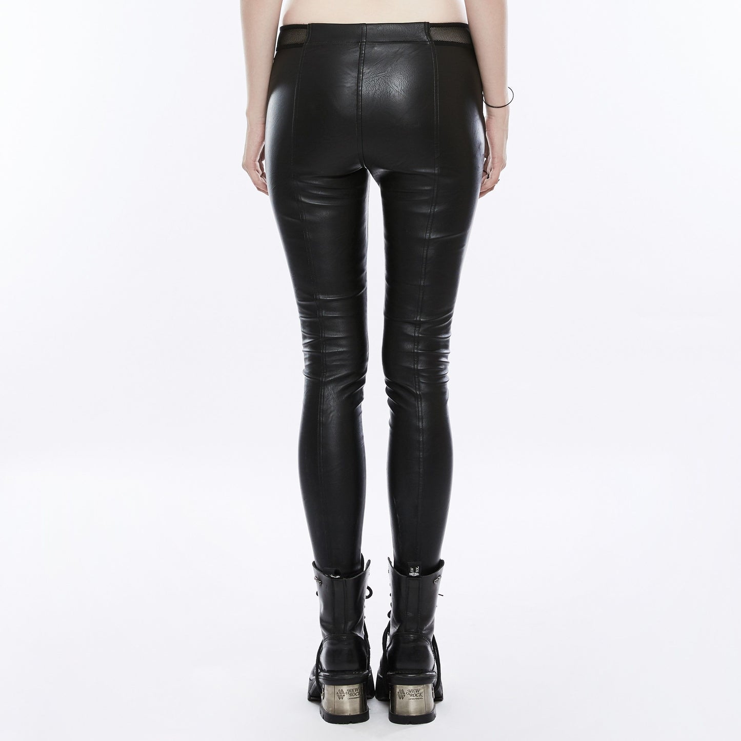 Keeping Distance Broek