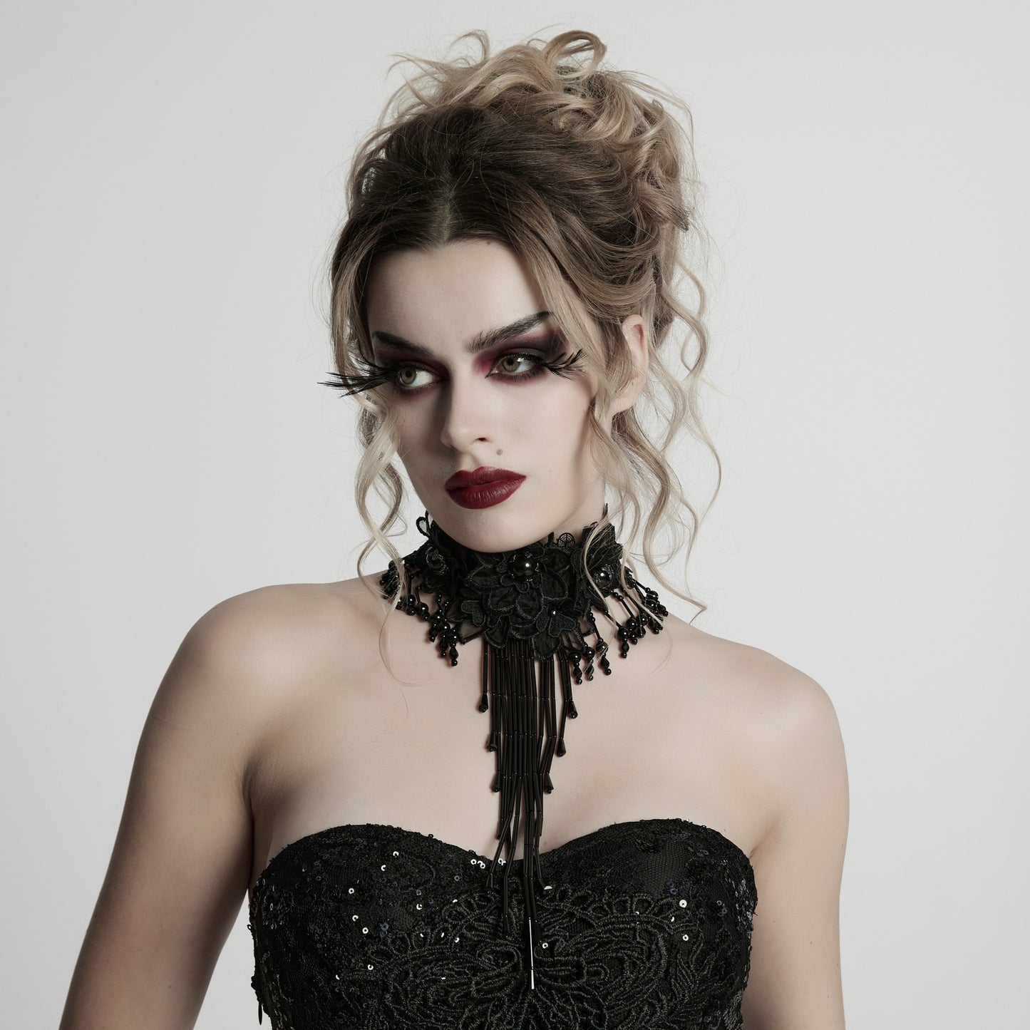 Darkest Hour Collier Halsband