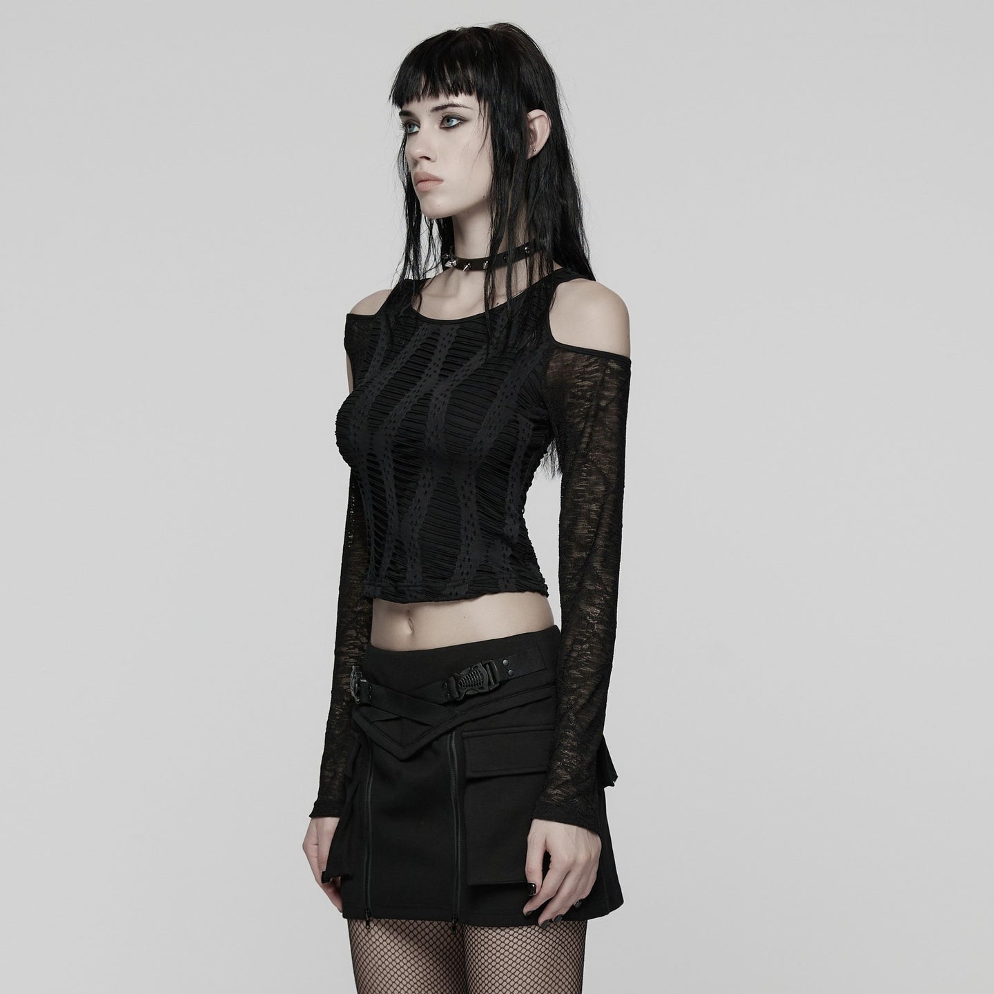 Punk Rave WQ-918 women's techwear mini skirt in black with side pockets side view.